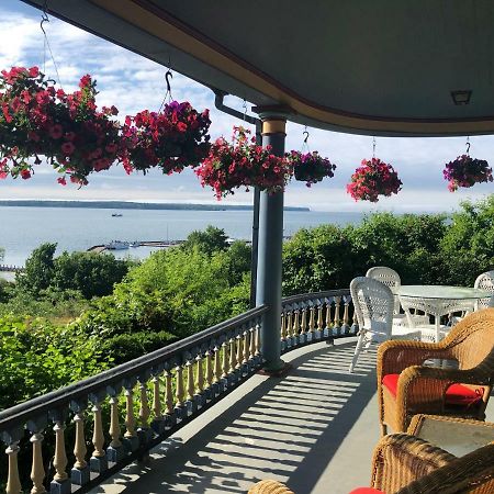 Harbor Hill House Bayfield Exterior photo