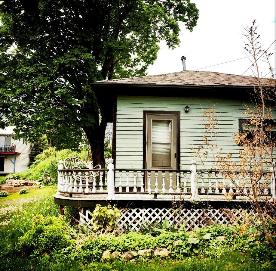Harbor Hill House Bayfield Exterior photo