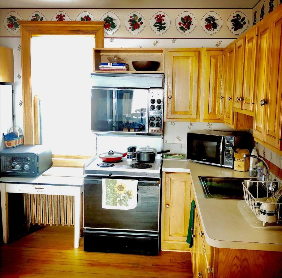 Harbor Hill House Bayfield Exterior photo